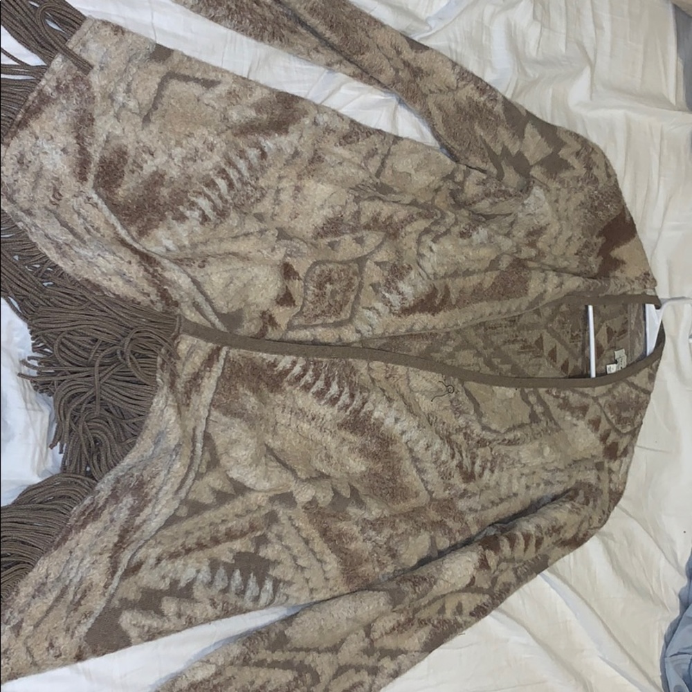 Lucky brand sweater size small